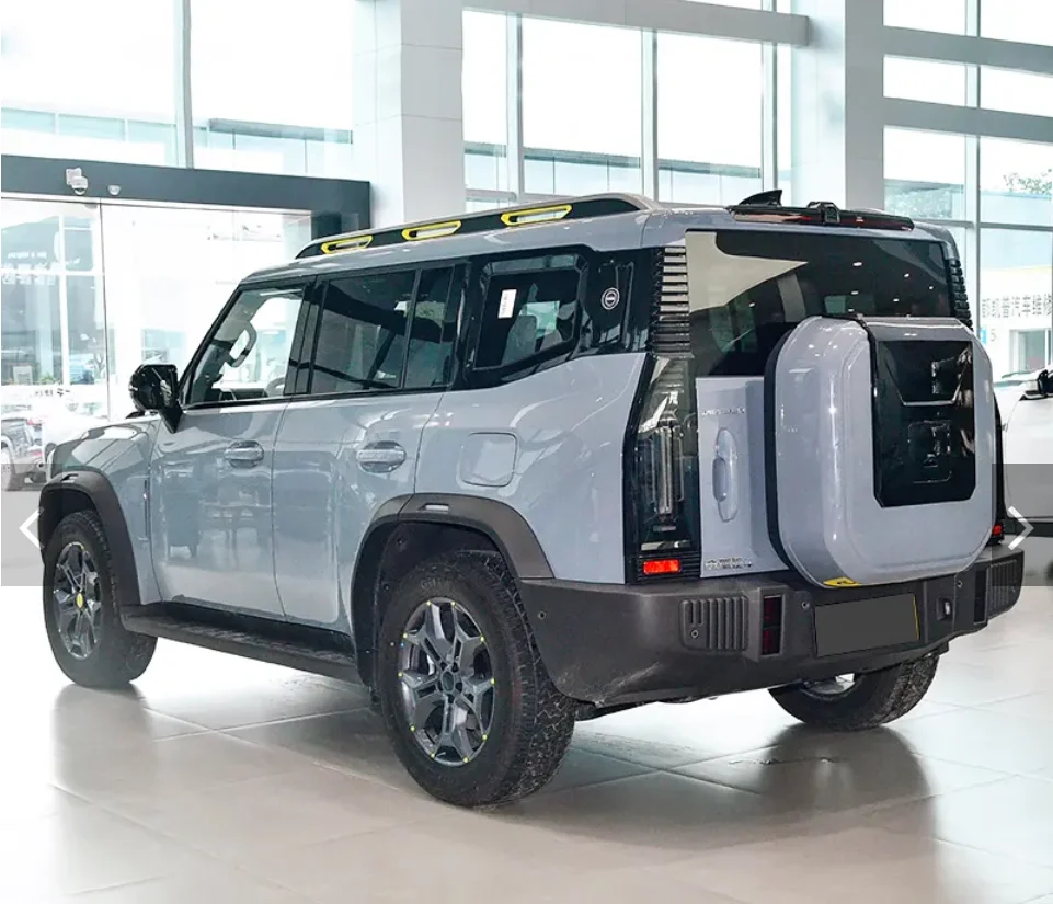 Most popular Jetour traveller city off-road car automatically switch to four-wheel drive mode