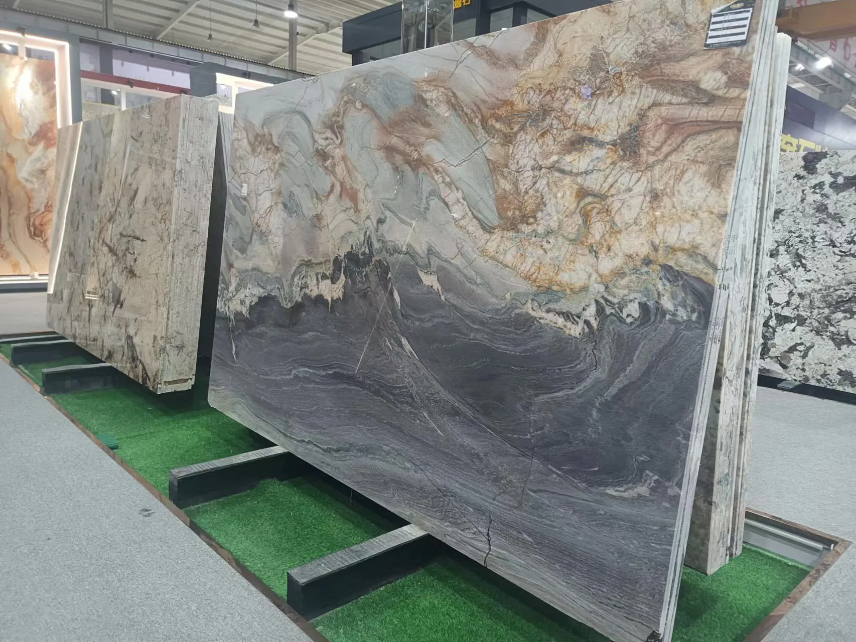 Hot Selling Luxurious Brazilian Purple Quartzite Slab With Wavy Veins For Wall Cladding Backdrop Countertop