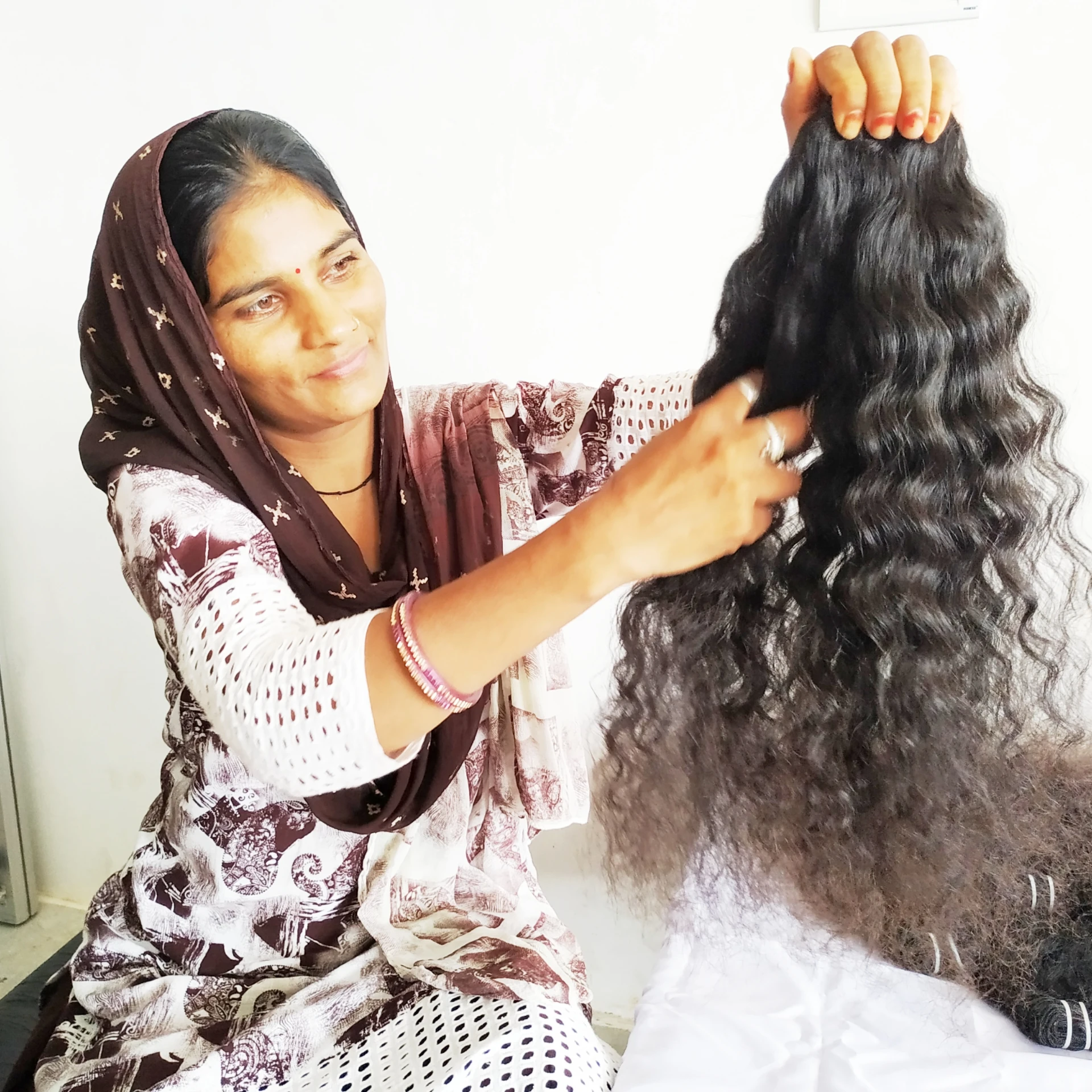 Curly Bundles Natural Human Hair Extensions Unprocessed Cuticle Aligned Virgin Brazilian Human Hair Weaving