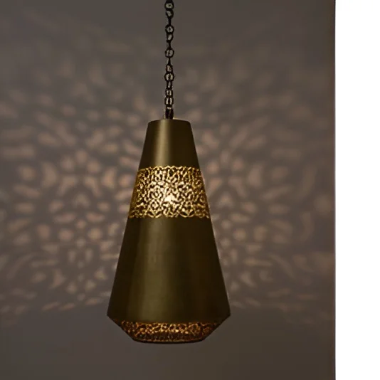 Made In India Low Price Hot Selling Moroccan Lantern Retro Style Metal Candle Lantern Flickering Flame Table Candle Light 2024