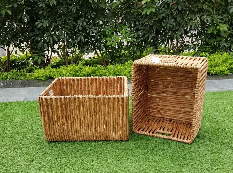 Vietnam manufacture wicker basket with handle Water hyacinth storage rectangular baskets for decoration and storage