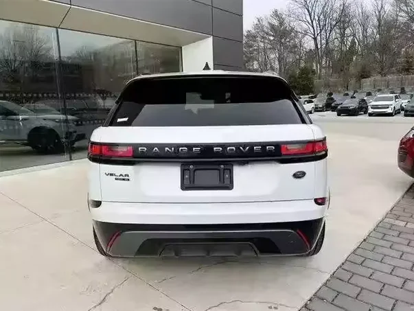 FAIRLY USED 2018/2019/2020/2021 Fairly Used Land Rover R ange Rover