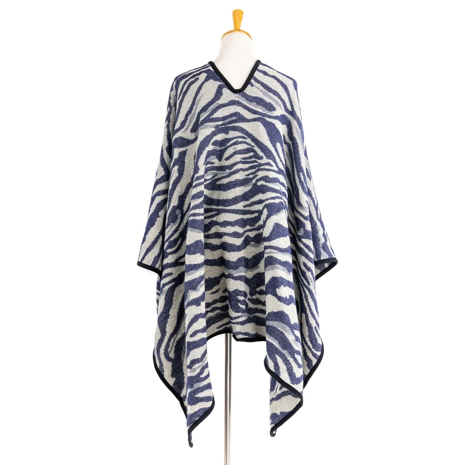 Spring Autumn Woman Warmth Apparel Oversize Jacquard Zebra Lined hemming Pullover Art Casual Sweaters Cape Poncho Pallium