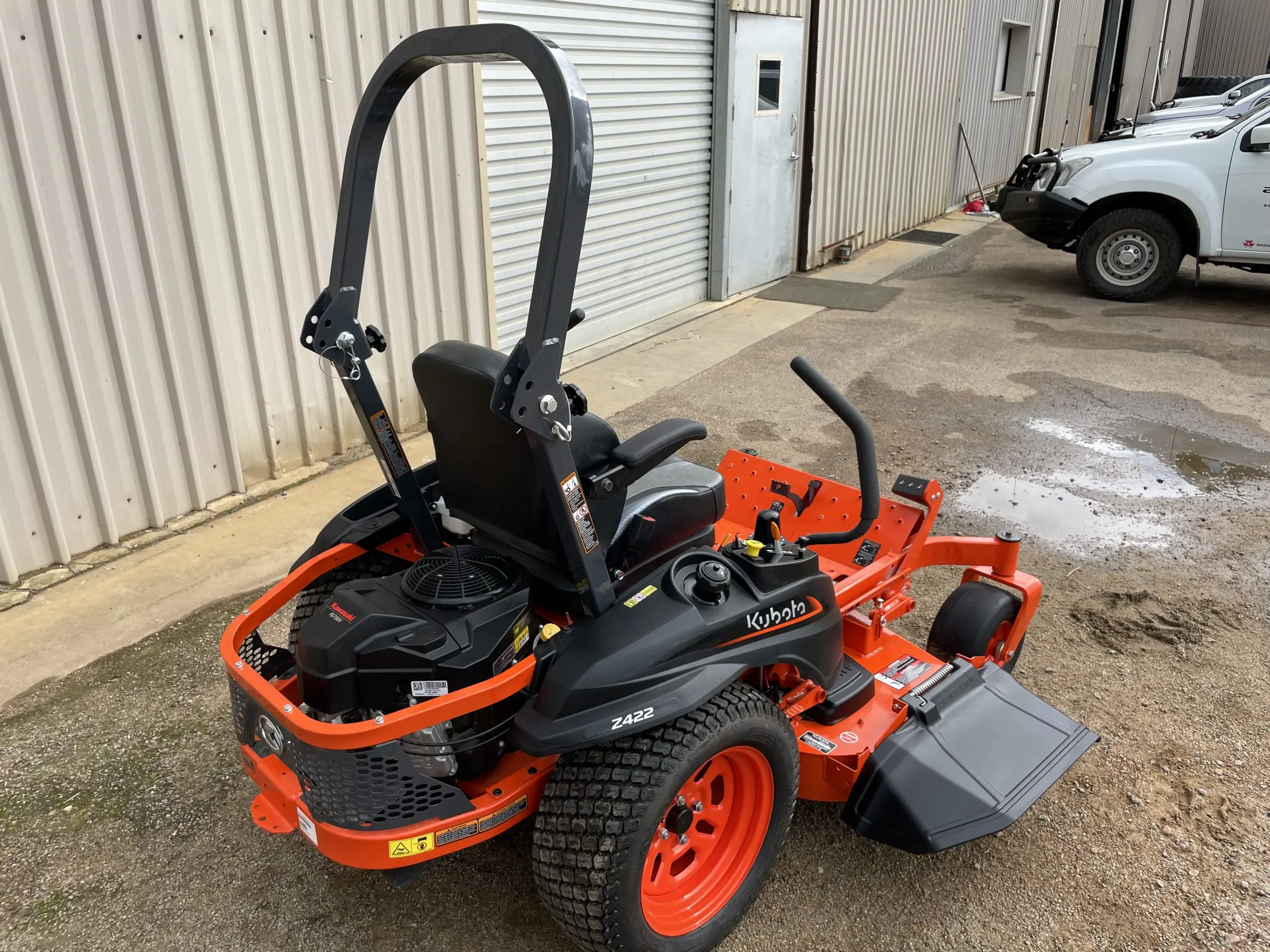 Kubota Z422KW-54-AU промышленная косилка 24 л.с. бензиновая с двигателем 196cc для стрижки травы и роторной