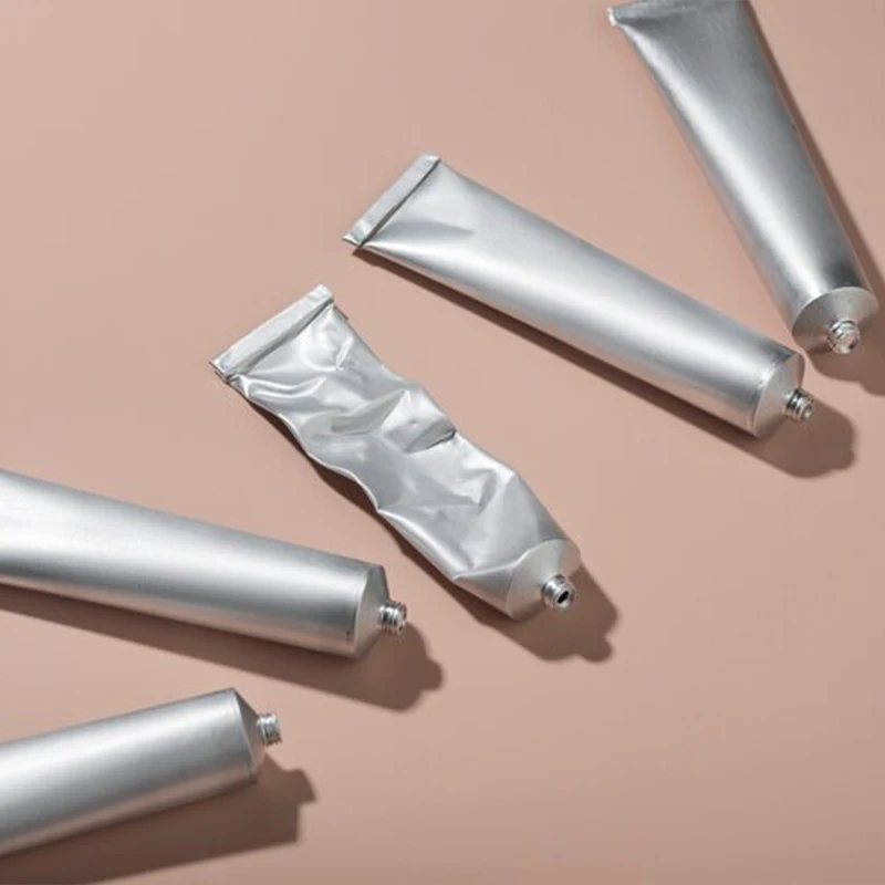 OEM/ODM High Quality 100ml Foot Lotion To Pamper Dry Feet and Cracked Heels