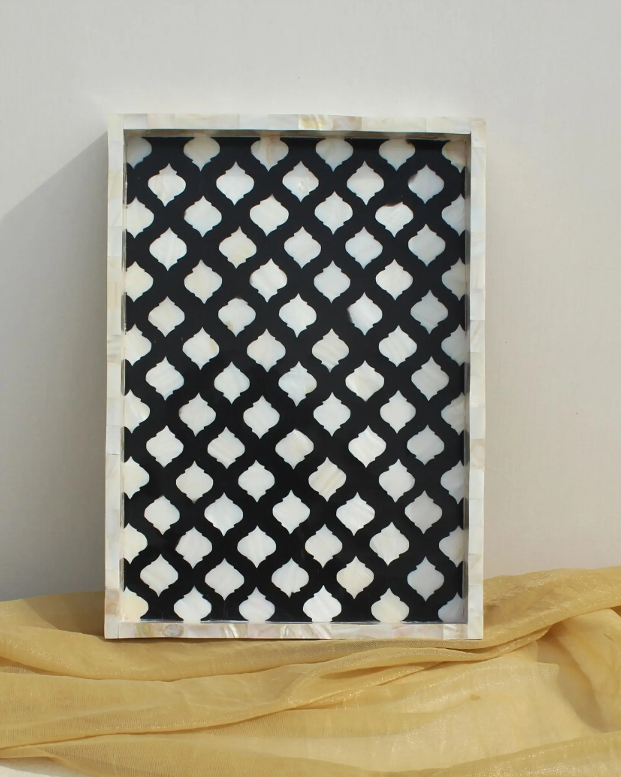 Mother of Pearl square Rattan Rustic Decorative Serving Tray for Breakfast, Drinks, Coffee Table and Home Decor Low Price