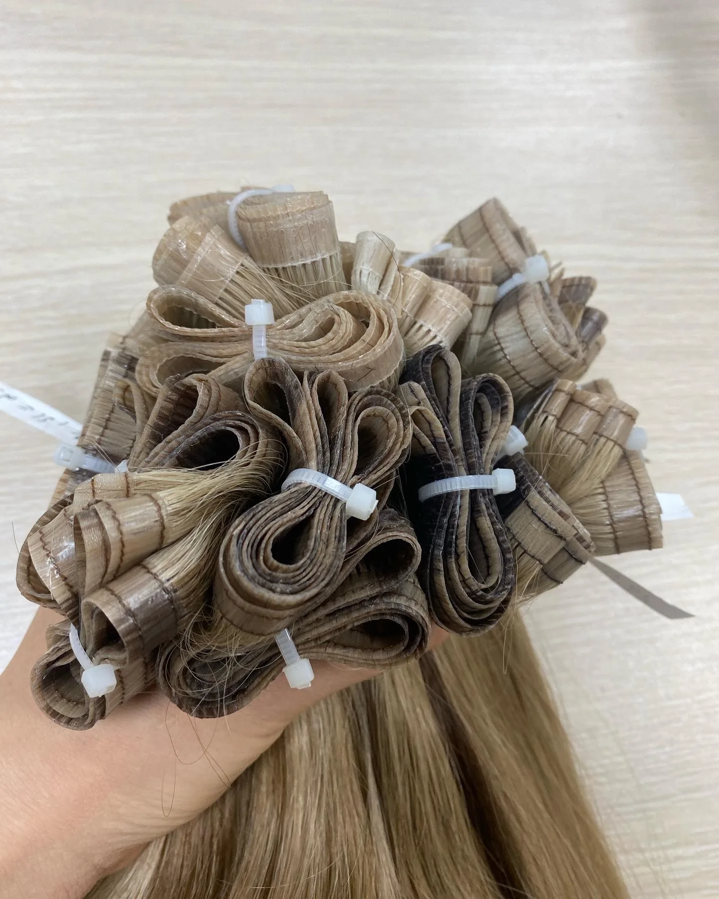 Flat Wet Wholesale Russian Hair Invisible Thin Weft In Hair Extensions Factory Vendor