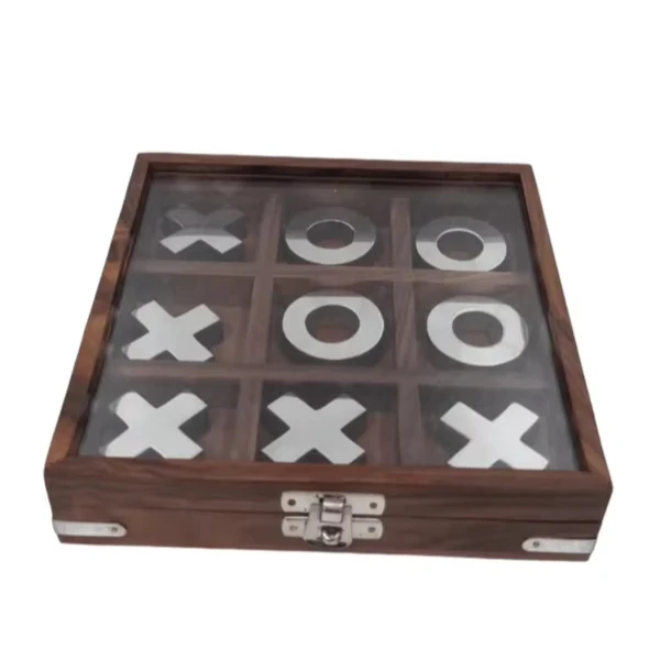 Роскошная игра в нолики и кресты из латуни деревянного tac toe с коричневой отделкой для игривого игрового времени