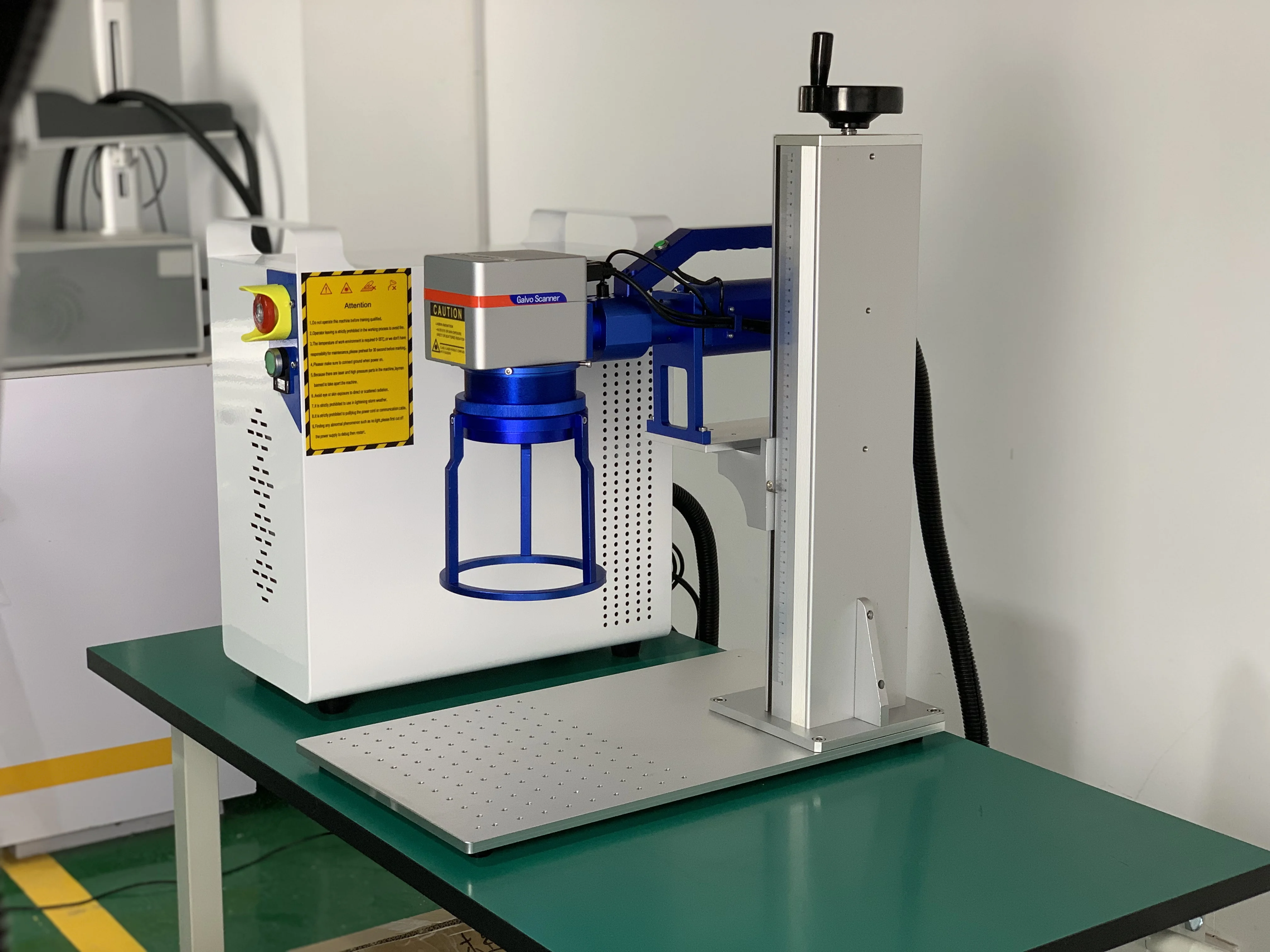 100 Watts Portable Desktop Metal SS Non-metal Plastic PVC Fiber Laser Marker Engraving Marking Machines Price