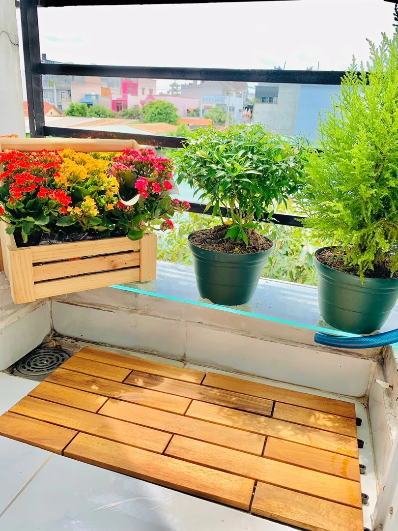 Trendy Modern Wooden Acacia Rectangle Decking Tiles 12mm Smooth Interlock Design for Easy Assembly for Outdoor Balcony Flooring