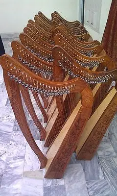 Baby Irish Harp Black 15 Strings