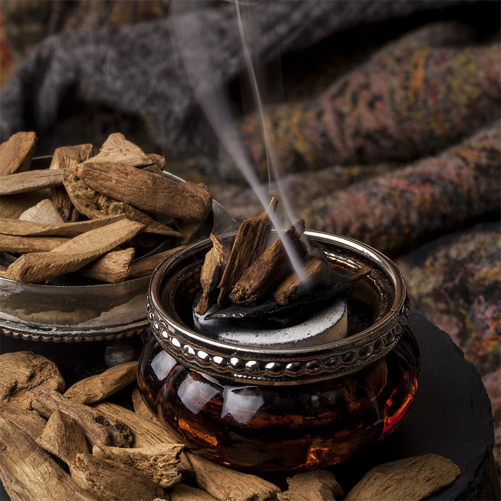 Natural Premium Organic Agarwood Chips Super Grade Aloeswood Eaglewood Gharuwood Chunks  Oudh Incense Fragrance Sweet Full Oil