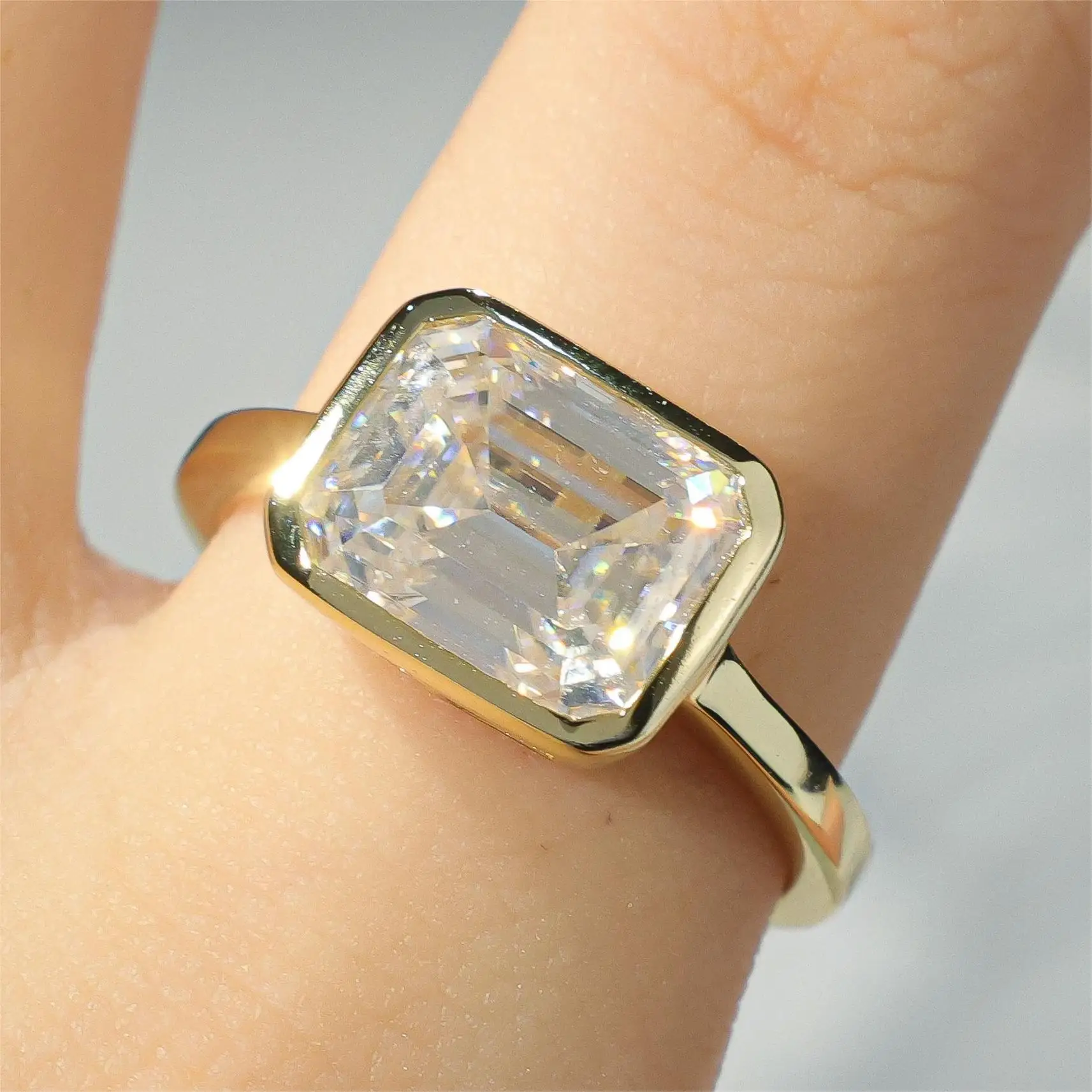 Wholesale High Quality Certificate 14k 18k Solid Real Gold Moissanite Diamond Engagement Ring For Women 3 carat 3ct