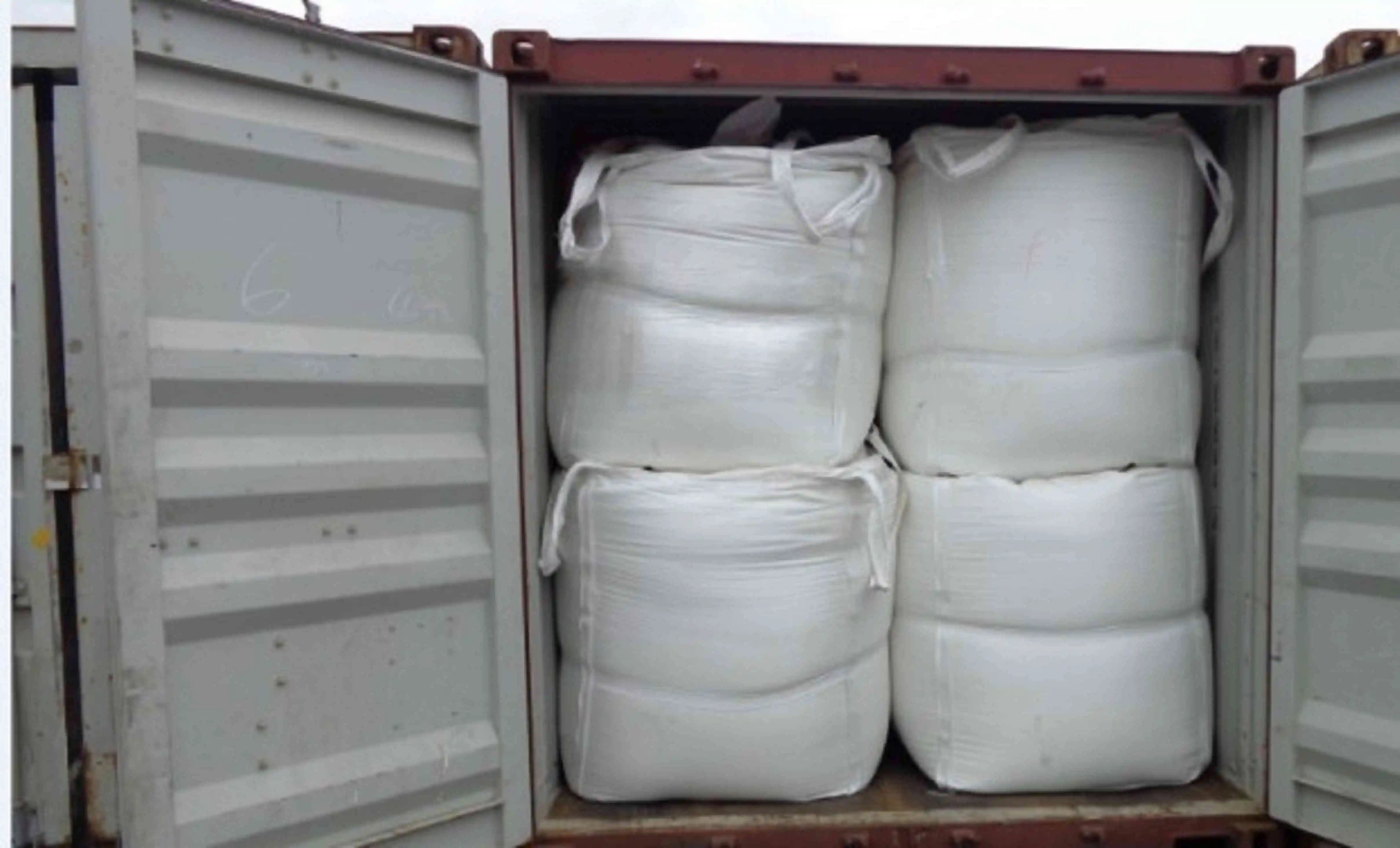 Мочевины азотное удобрение 46% техническая мочевина для дизельной выхлопной жидкости продажи в Польше