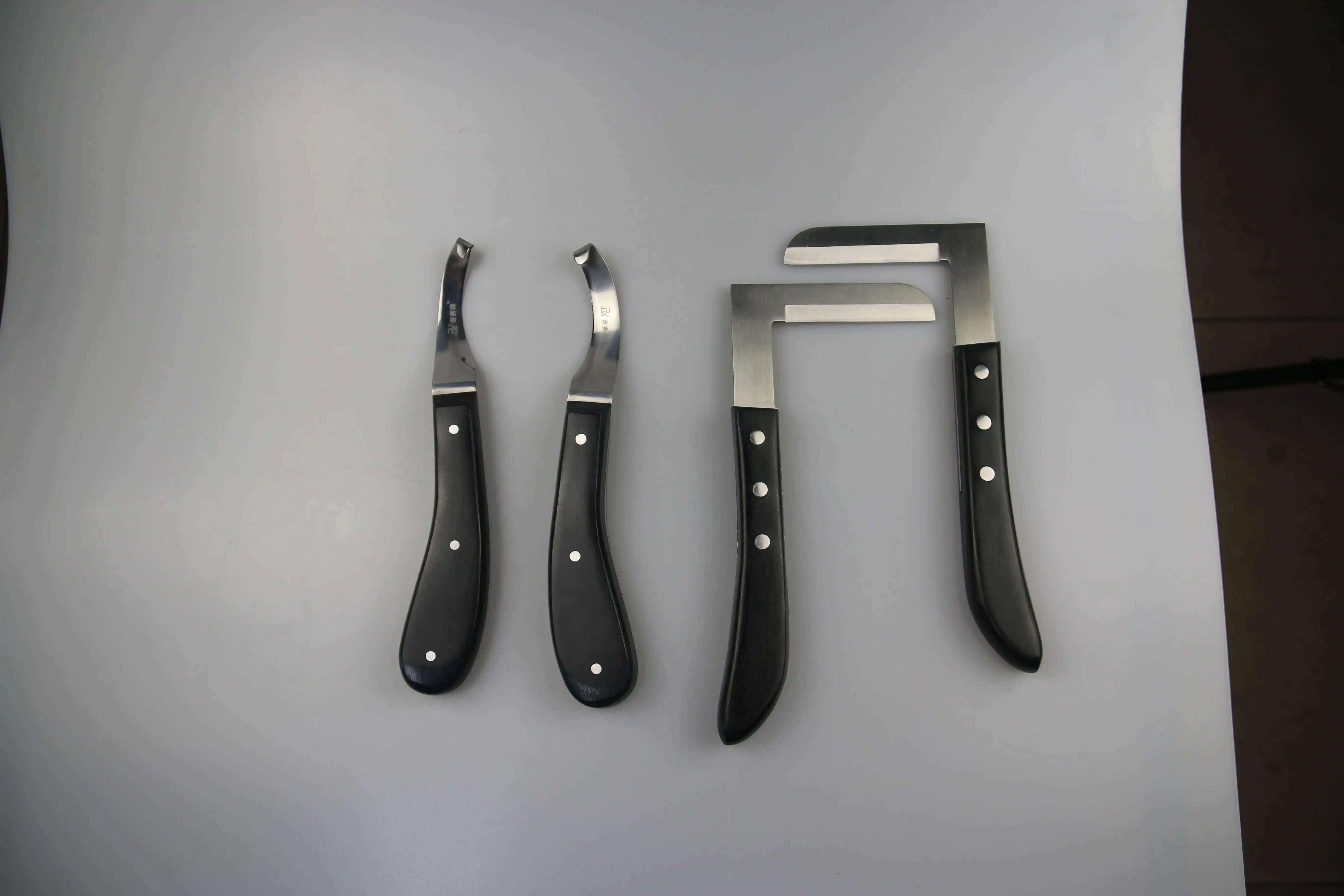 Cattle Horses Hoof Cutter Goat Sheep Pig Livestock Hoof Knife Right/Left Hand Animal Foot Pruning Tools veterinary Instruments