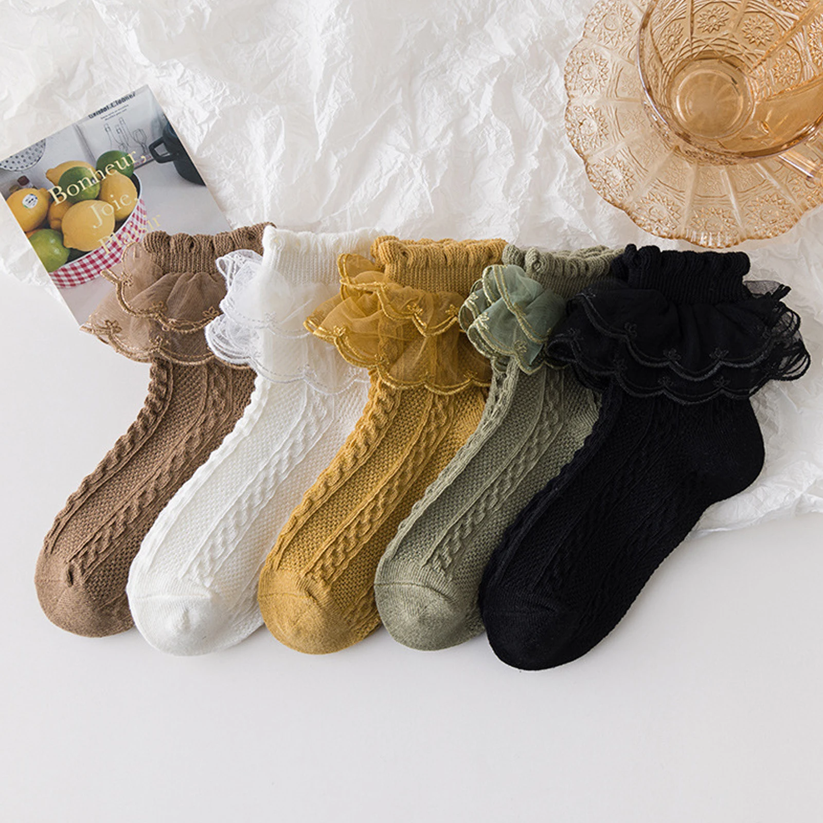 Girls Elegant Lace Brim Cotton Knit Socks For Autumn And Spring
