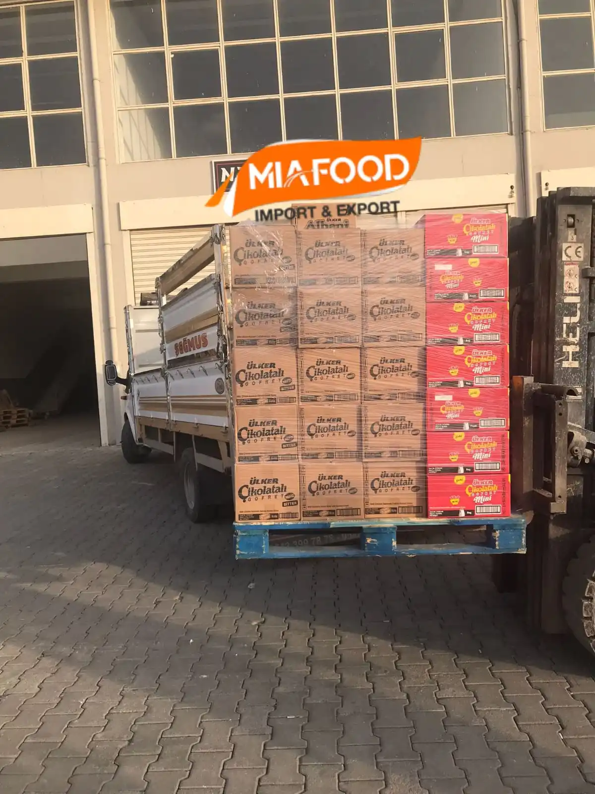 Ulker Milky Chocolate Napoliten 33 gr x 120 All The Time Fresh Stock and New Date Wholesale From TURKEY