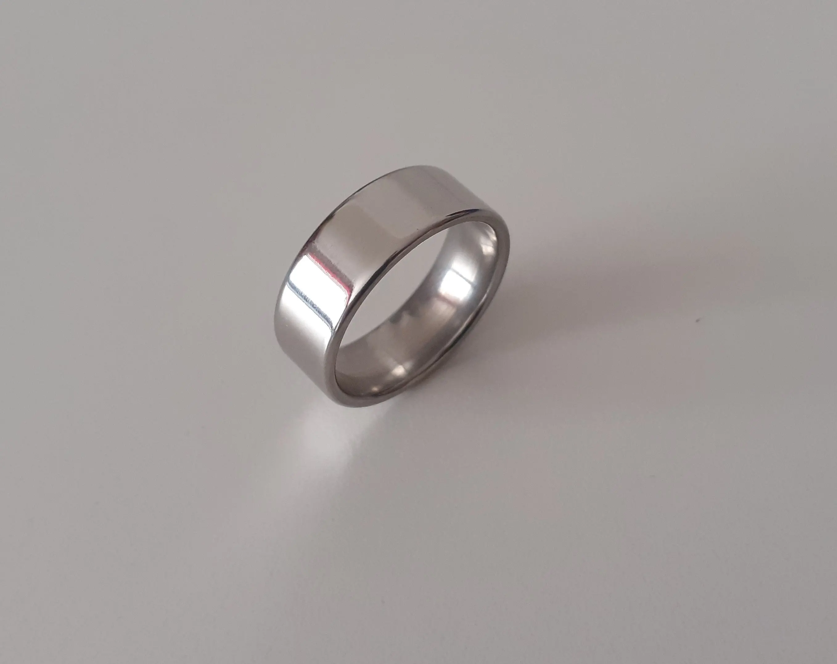 Men And Women Ring Stainless Steel Polished 316L Silver  Flat Plain wedding Ring anniversary Ring By Knives Manufacturer