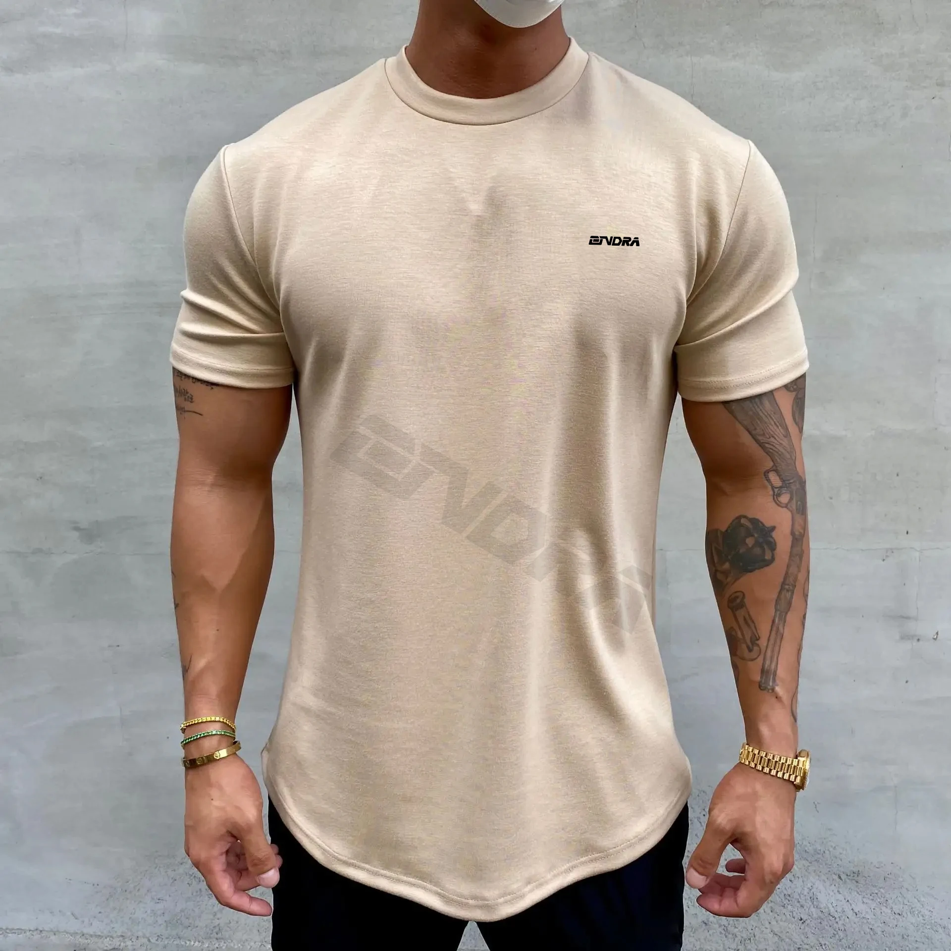 Classic Fitted Crew Neck T-Shirt for Men Timeless Wardrobe Essential