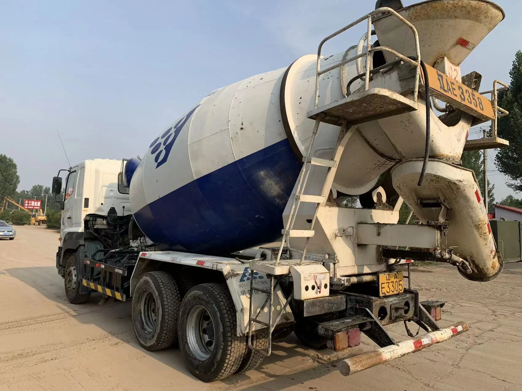 Japanese hino used 700 concrete mixer truck, 6x4 cement mixer truck