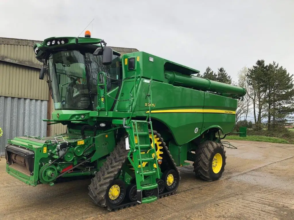Quality Heavy Duty Harvester 425 Mini Combine Harvester Grain Tank Capacity 600 Size for sale