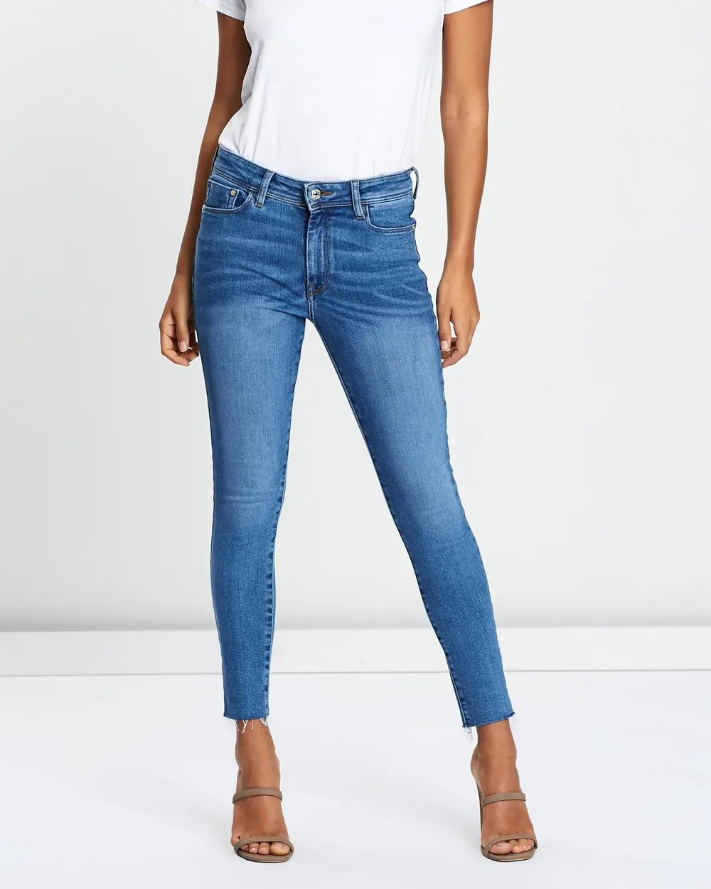 Low Price Jeans Trousers Women Fancy Cheap Denim Jeans in 2019 Plus Size Vintage Embroidery Hollow Out Waterproof Zipper Fly