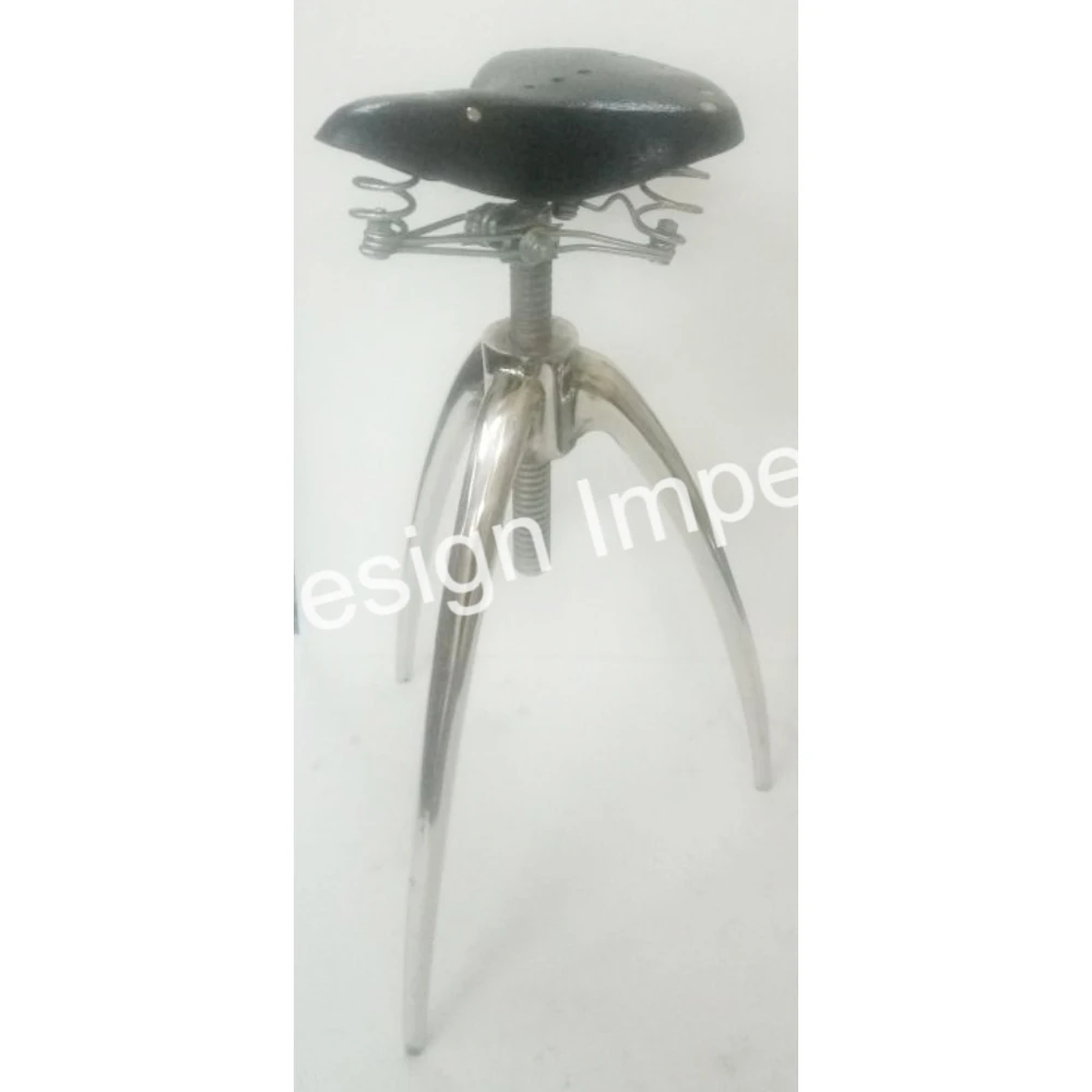 Super Trending Tractor Seat at Reasonable Price Wholesale High Selling Metal Tractor Seat Stool for Interior Exterior Decoration
