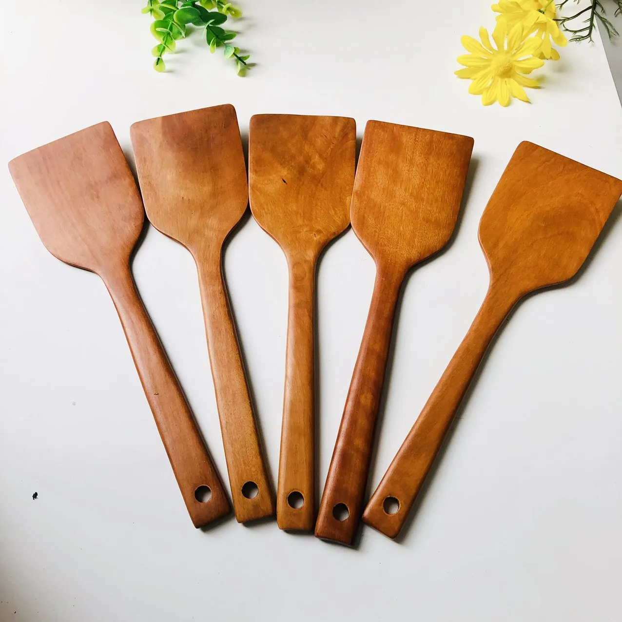 New Longan Wood Cooking Utensils Dinner Kitchen Set Wooden Spoon and Spatula Set for Serving and Cooking Tools