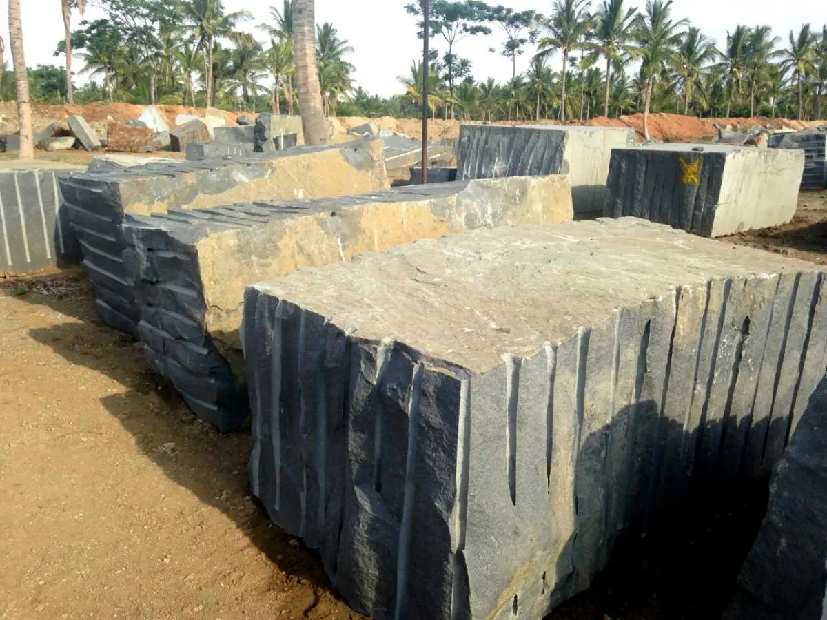 Premium quality Absolute black granite blocks available in all sizes premium nero black granite from india