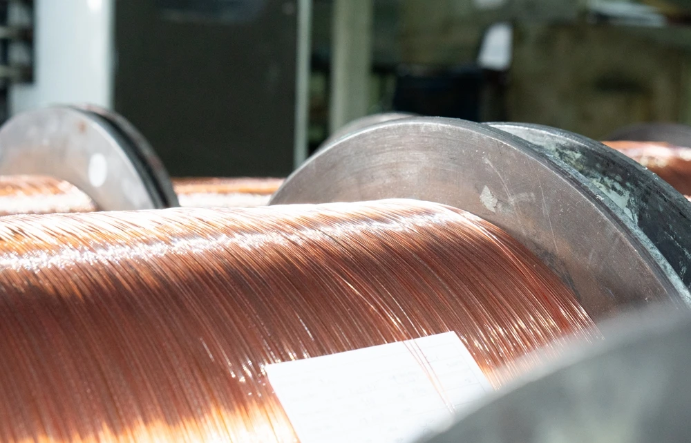 Magnetic Copper Wire diameter 0.16mm - 0.20mm EI/AIW grade 1 non-alloy High Quality From Vietnam