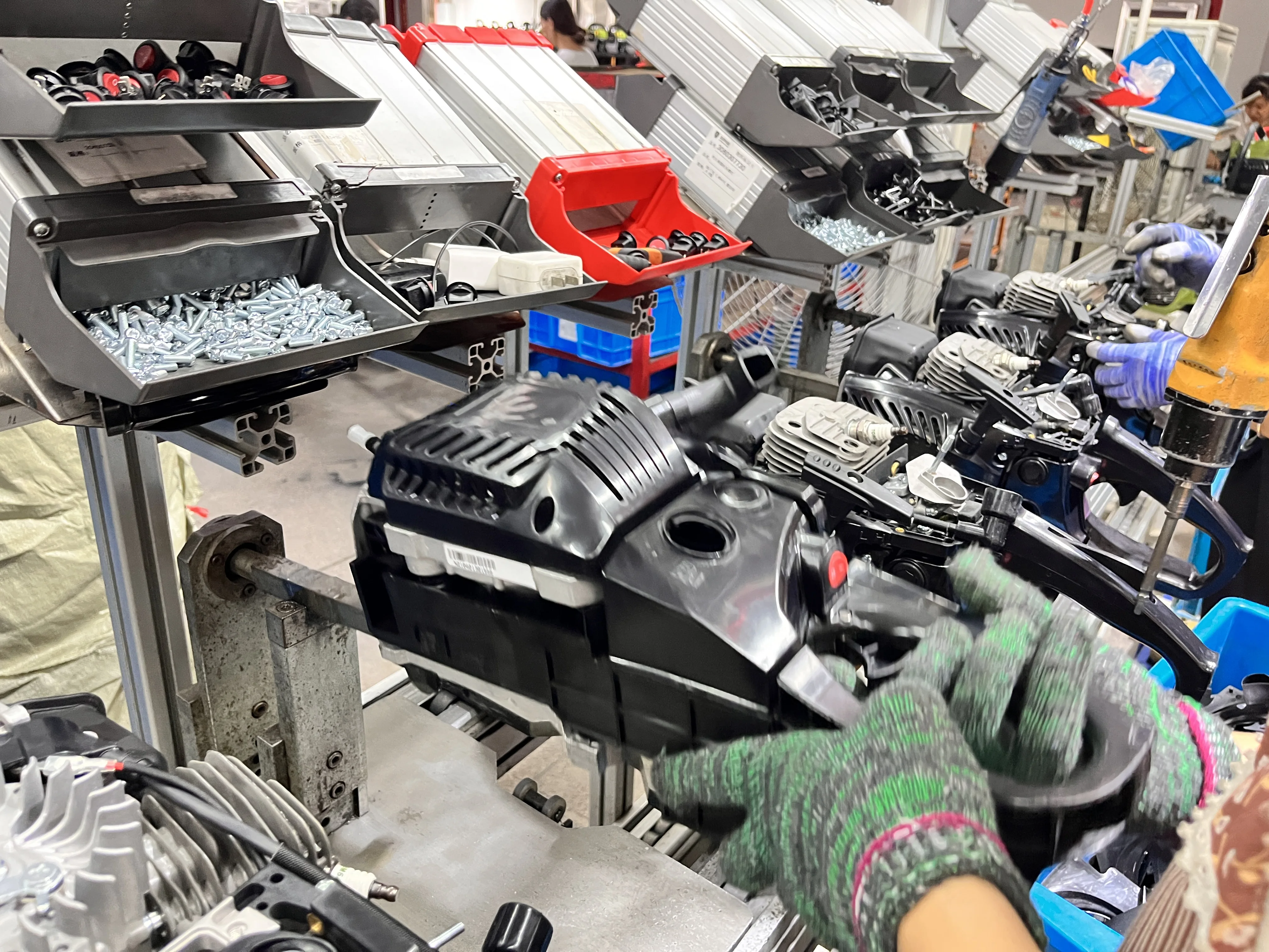 BISON Gasoline two-stroke agricultural 52CC brush cutter grass brush cutter heavy duty grass cutting machine