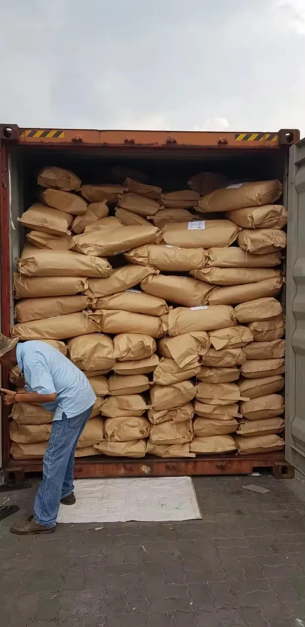 2023 Бестселлер 3 в 1 сливочный порошок кофе и сахар смешанный с распылителем сушеный растворимый кофеин 0.27% саше