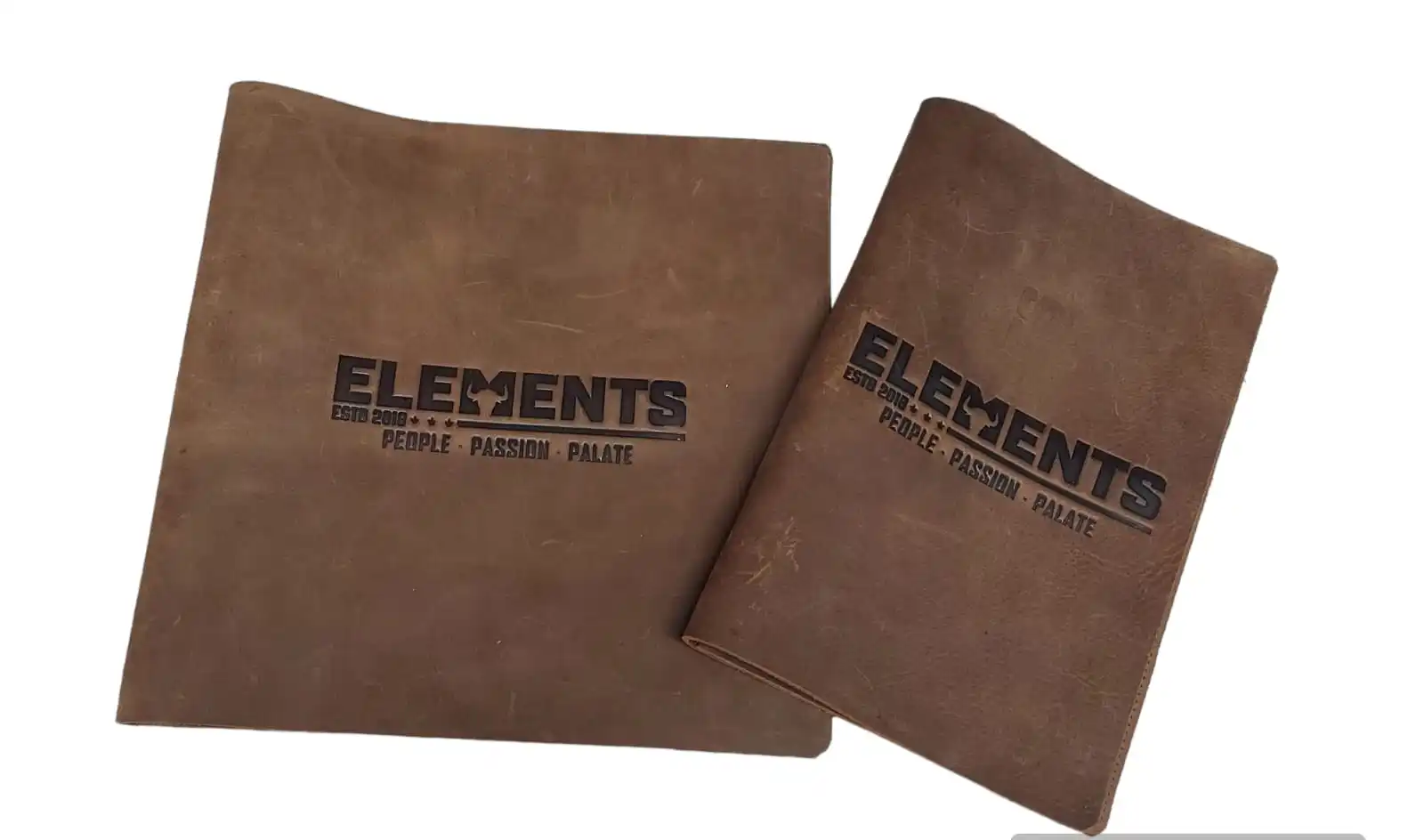 New Design Embossed Cow Leather Menu Covers Durable PU Wood Material Restaurant Menu Folders for Hotels Shops Wine Bars