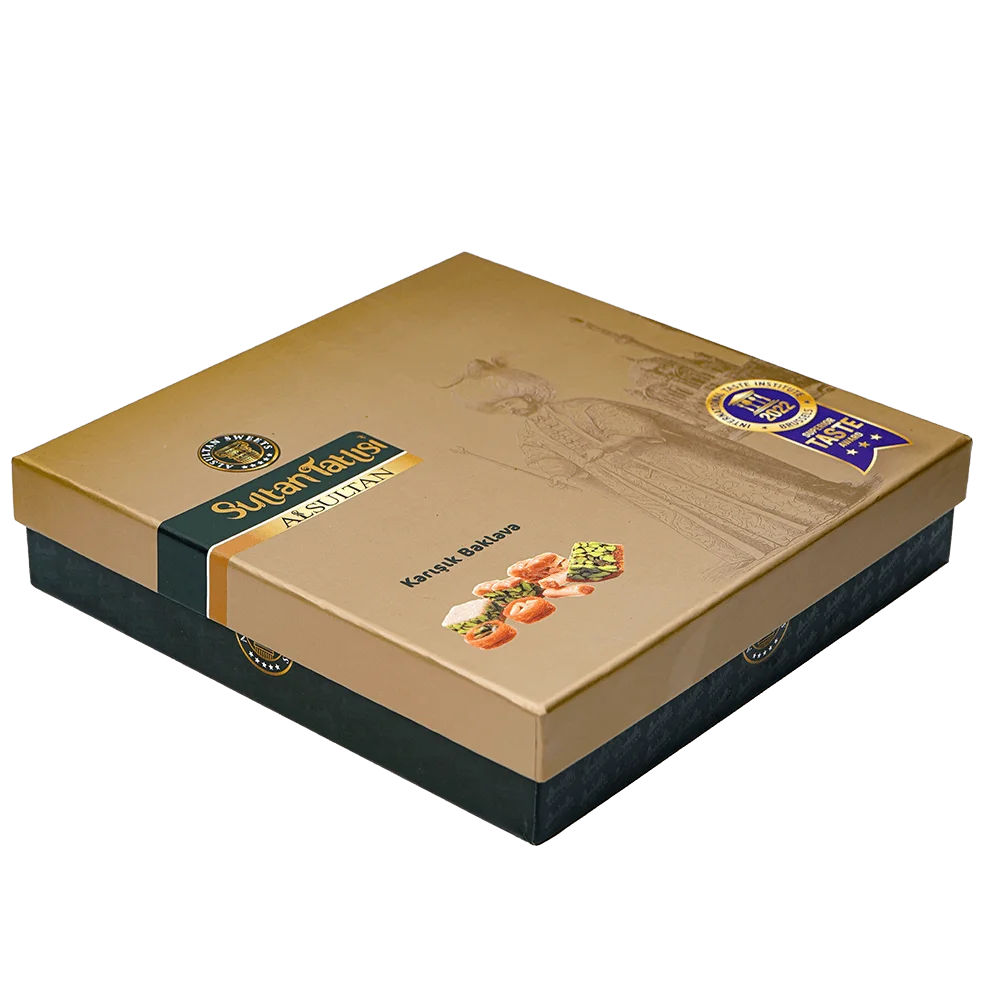 Hot Sale Pistachio Assortment Of Oriental Sweets  MIxed Baklava  pistachio and cashew  Mini Desserts Exotic Snack