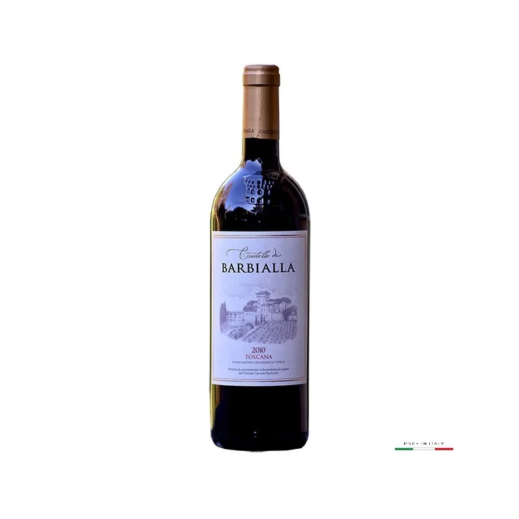 Красное вино, Сделано в Италии, супертосканские сигареты, санджовы, маленький вердот, мерлот 2010