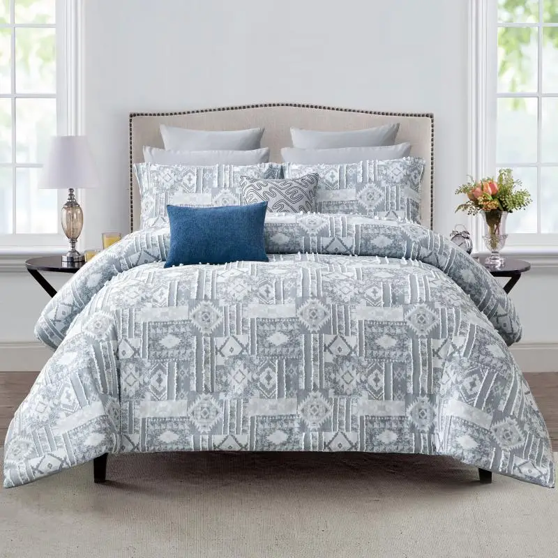 Customizable   Bedding Set Modern Full Size Cotton with Jacquard Stripes Matching Pillow Shams Quilt Cover