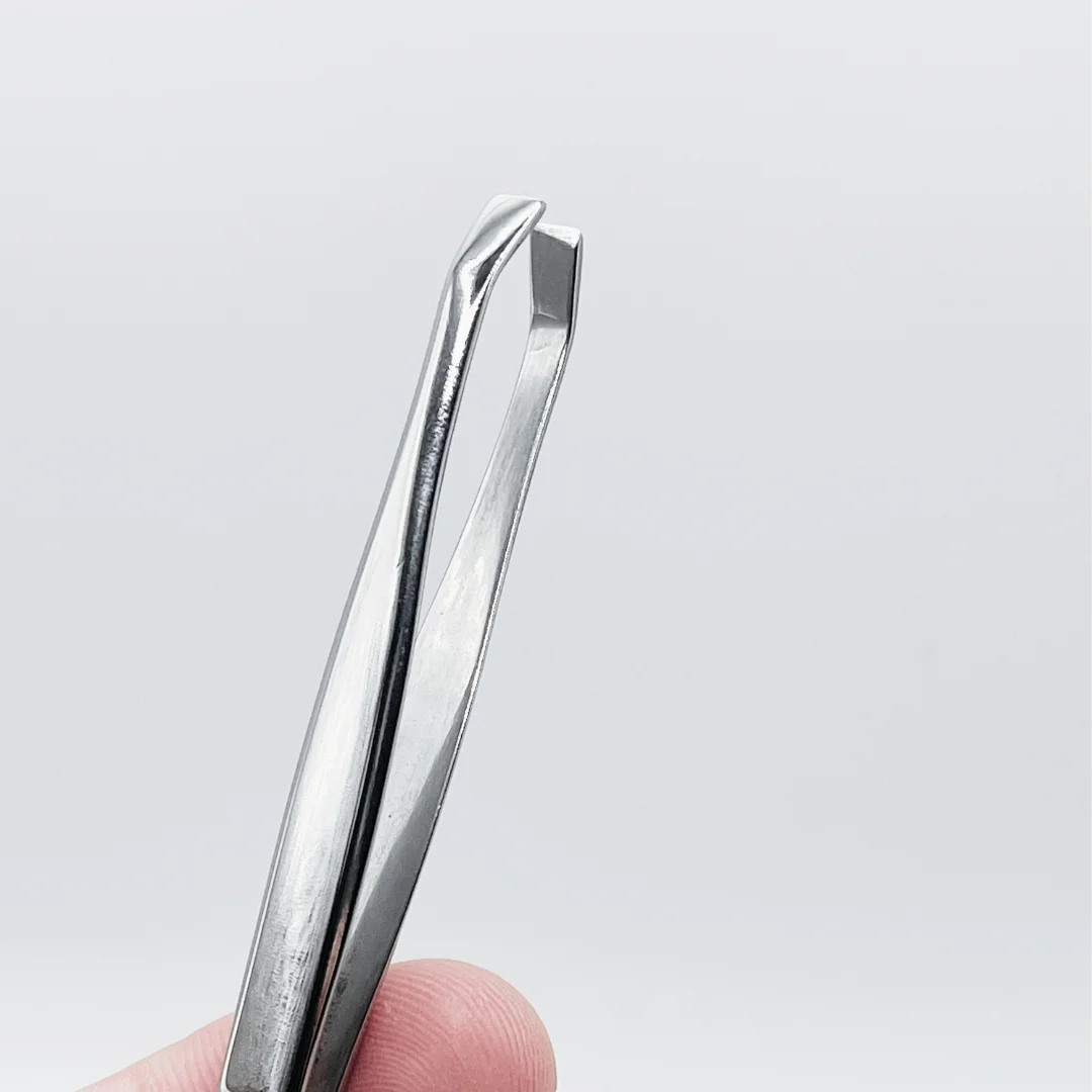 Unique Design Straight Tip Polished Eyebrow Tweezers Best Quality