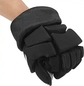 SnowdriftStrike: Advanced Ice Hockey Gloves - Precision Engineering for Victory!