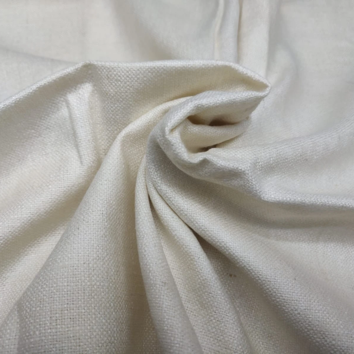 100% pure Handloom raw silk fabric Unique and Luxurious Best Quality Tassar silk fabric for apparel and home furnishing product