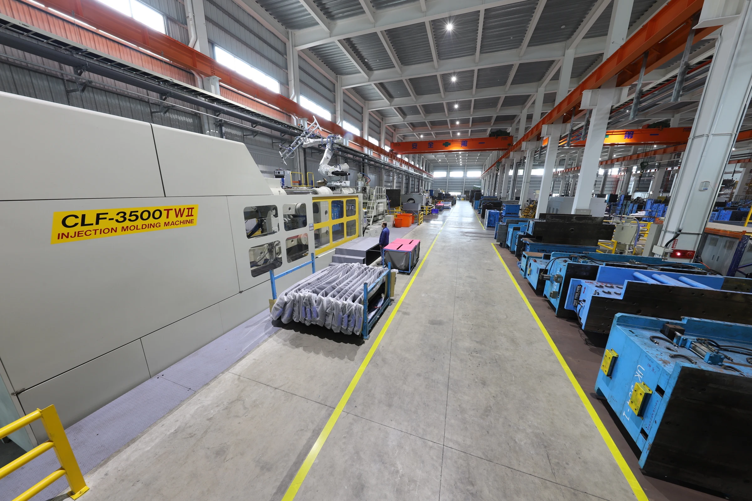 Truck Body Parts Made in Taiwan OE Quality for HINO