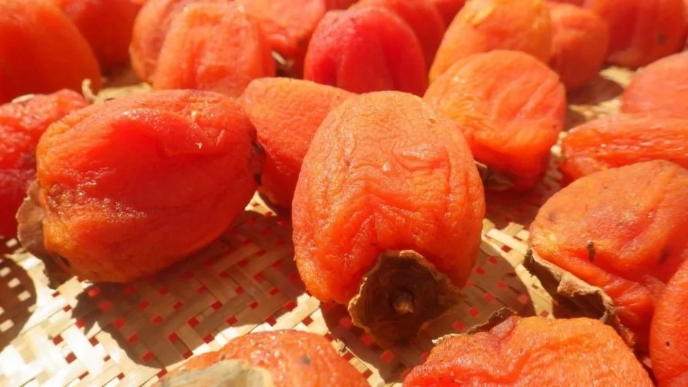 Custom Packaging Wholesale Processed Dried Fruits 1 Year Shelf Life Whole Dried Persimmon With Good Quality