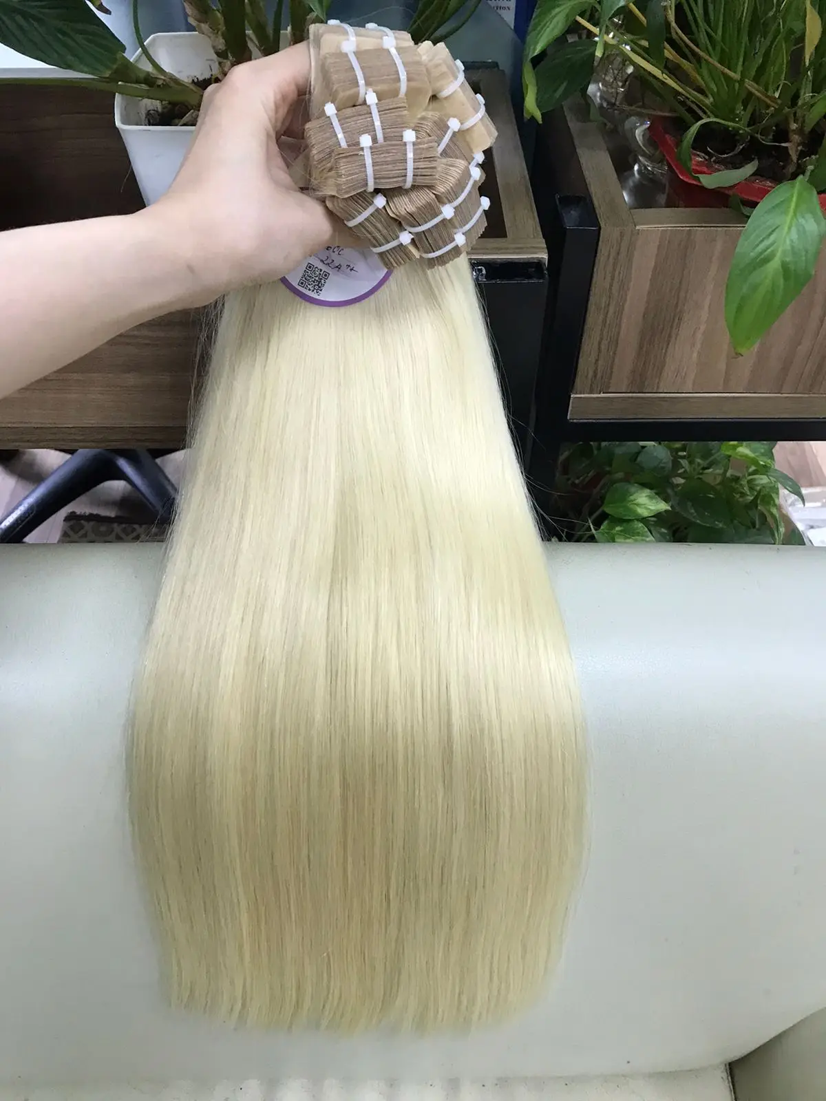 high quality  human hair bundles straight Vietnamese  ombre hair two tone braiding hair with factory price OEM ODM