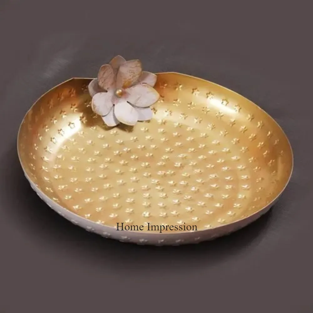 White Color Powder Coated And Gold Color Plated With Star Shape Hammered & Flower Attached Attractive Designer Hot Selling Urli
