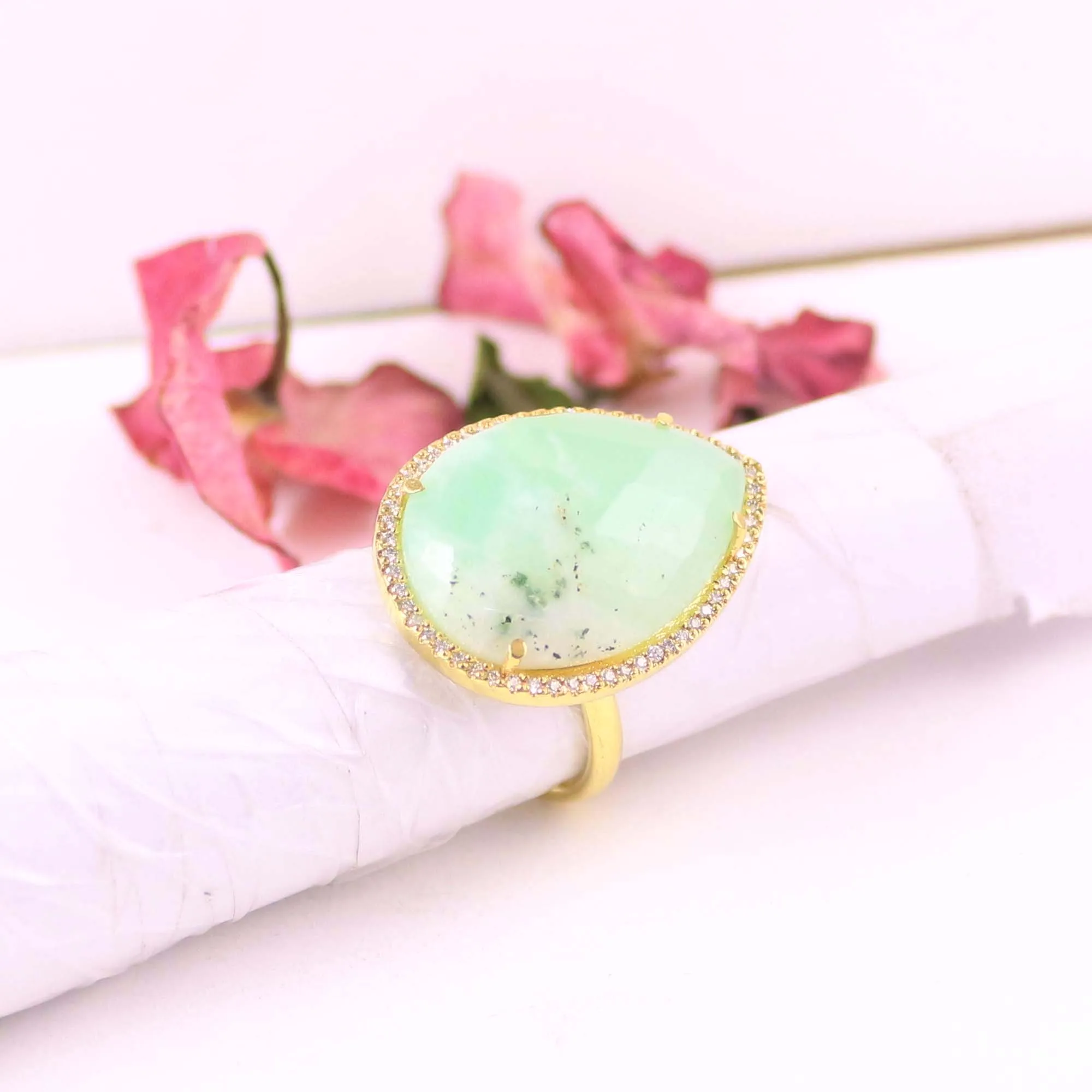 Chrysoprase Chalcedony green jade Gemstone Pave CZ Bezel Set Fashion Jewelry Finger Moissanite Ring