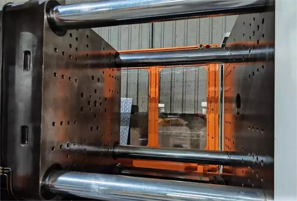 Second Hand Chen Hsong  88 Ton Horizontal Plastic Injection Molding Machine With Cheap Price