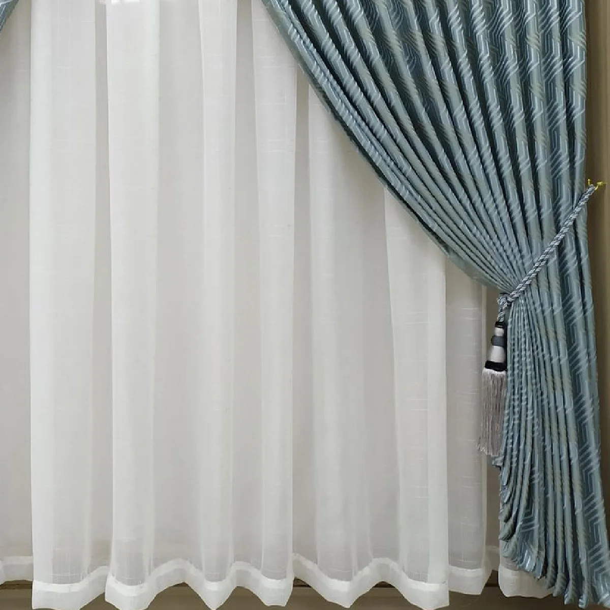 Wholesale American Style Embroidered Design Curtains for the Living Room /  Machine Washable Curtains