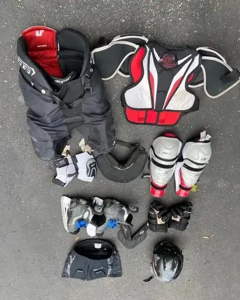 Very Popular Youth Junior ICE Hockey Training Match Knee Protection Elbow Chest Equipment Pants Ice Protective Gears