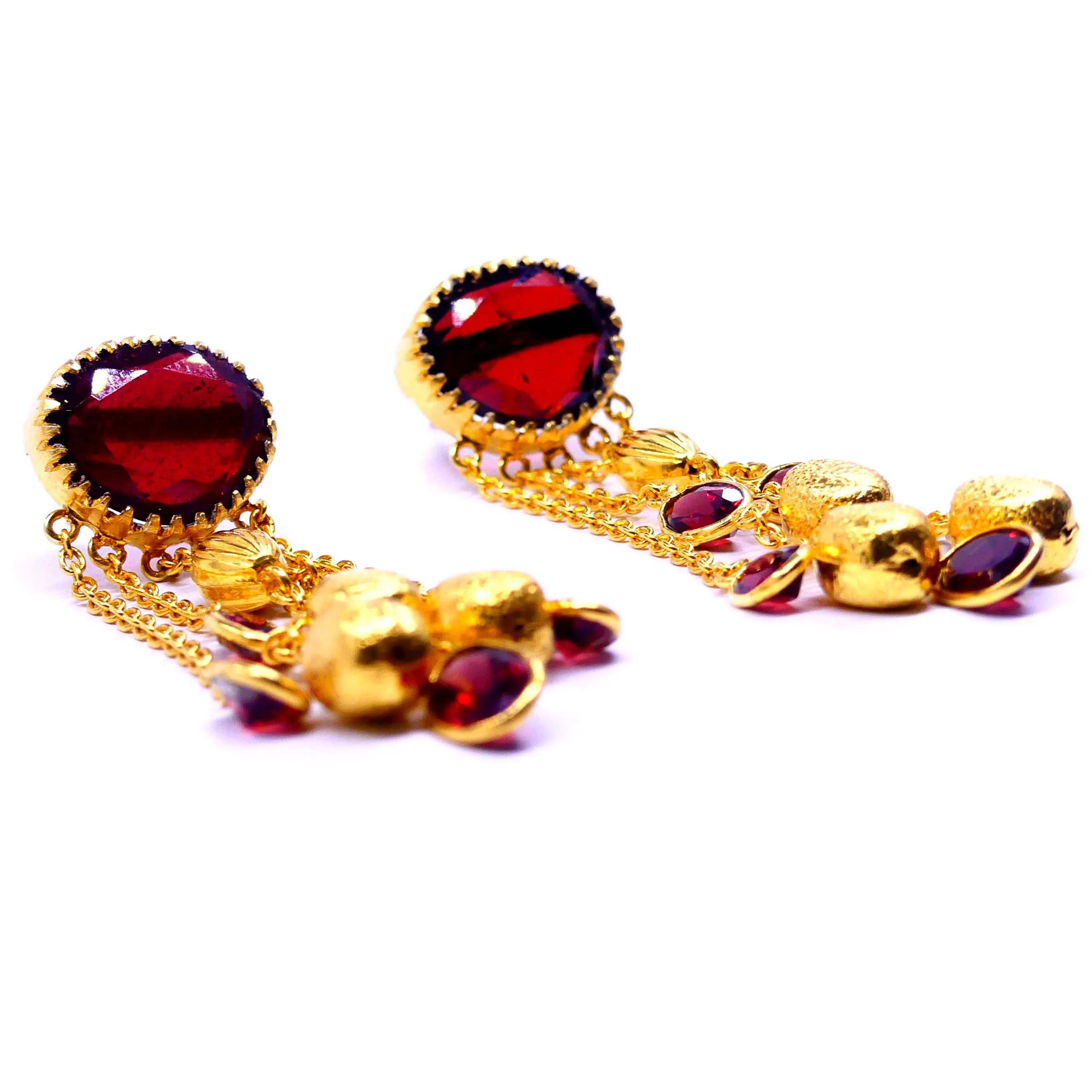 Wedding Wear 925 Sterling Silver Garnet Gemstones Attractive Classic Women Wear Hanging Chain Earrings