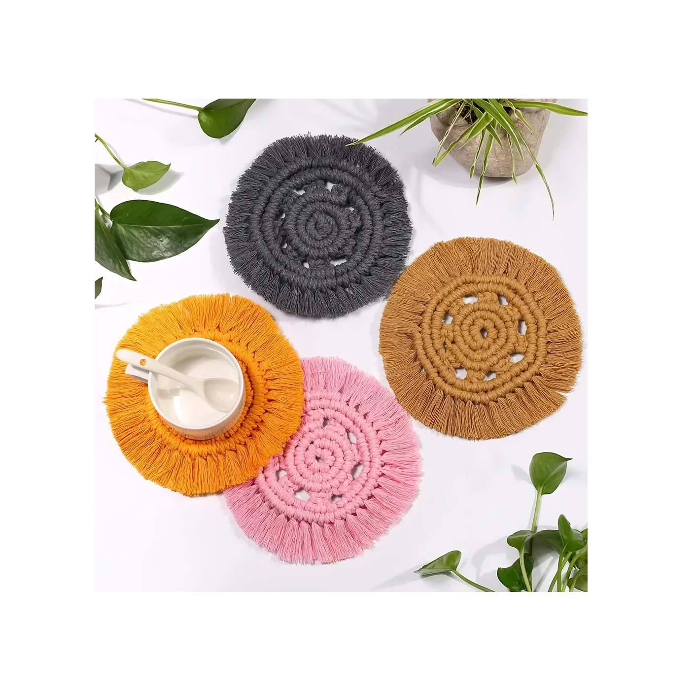 Different Quality Macrame Boho Tassels Round Placemat Cotton Linen Place mats Heat Proof Dining Table Mat For Farmhouse Table De