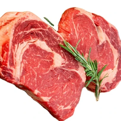 Сырое и органическое замороженное мясо говядины